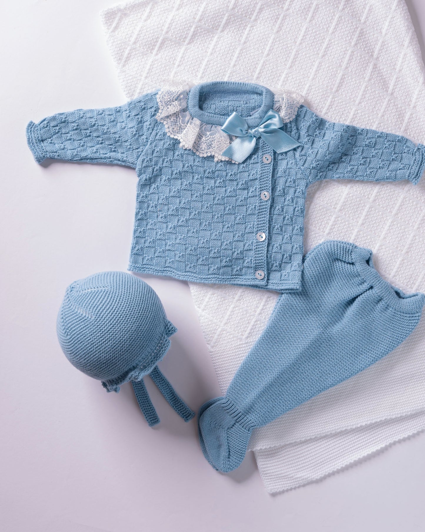 Heavenly Bow Newborn Set
